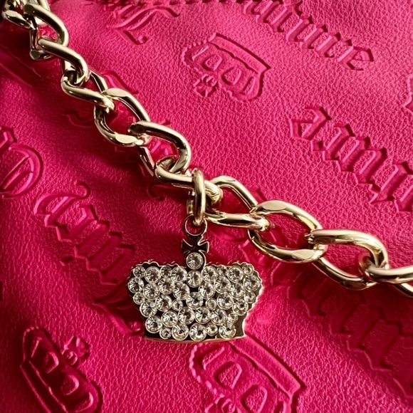🔹️Juicy Couture 🔹️not your babe shoulder bag hand bag with charms Pink NWT NEW - Picture 2 of 4